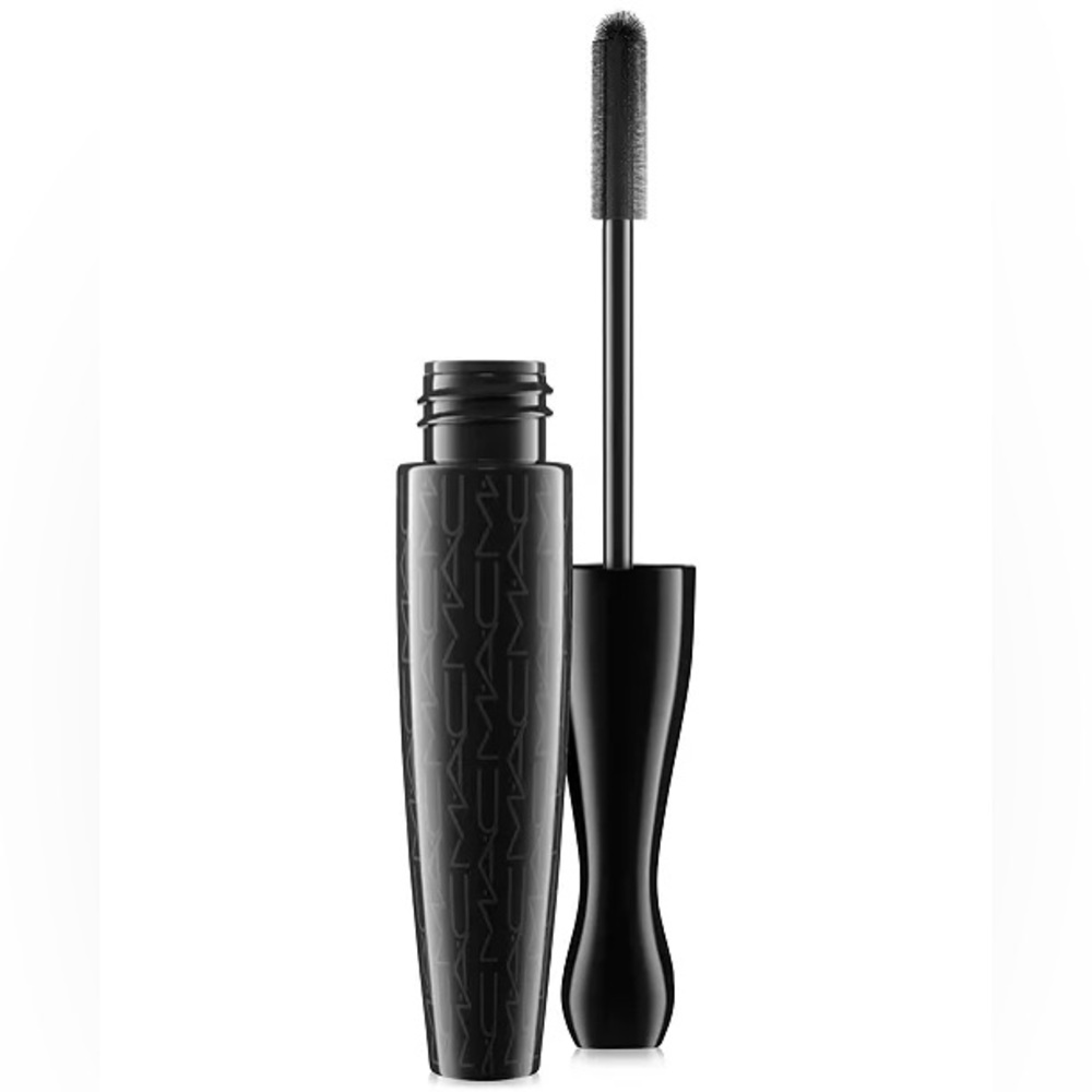 MAC In Extreme Dimension 3D
Black Lash Mascara